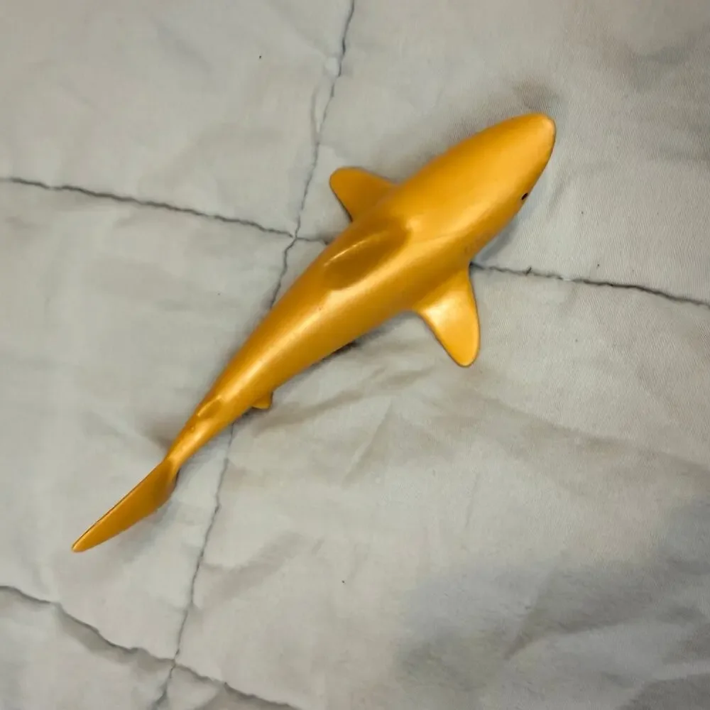 Playmobil 1998 Yellow Golden Shark Toy Figure Movable Mouth Open Close